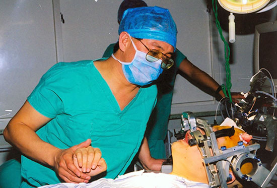 中国 细胞刀 第一人 17年打造功能神经外科 中