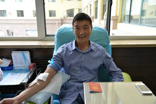 青岛 熊猫血 志愿者每年坚持献血 时刻为生命准