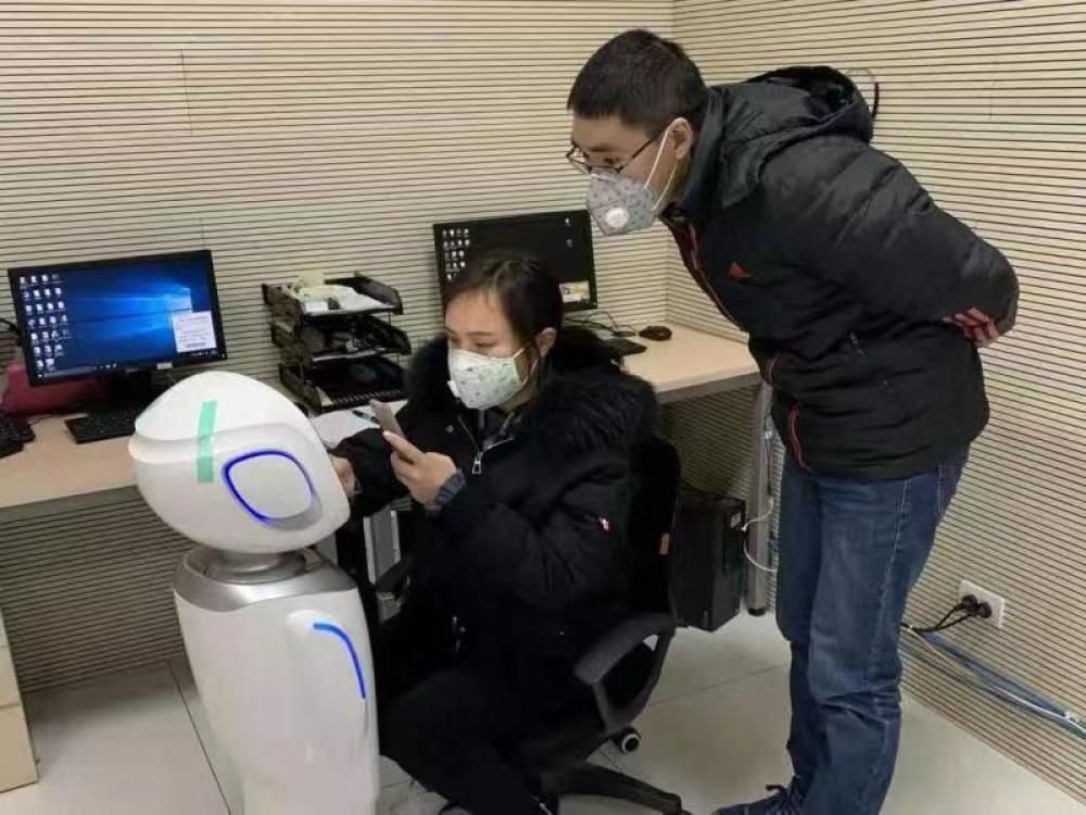 【品牌战“疫”】科沃斯向5家医院捐赠智慧机器人