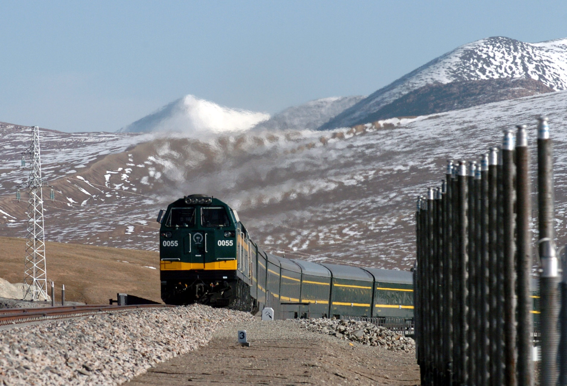 铁路时代的雪域高原--青藏铁路通车10周年-新华网 西藏