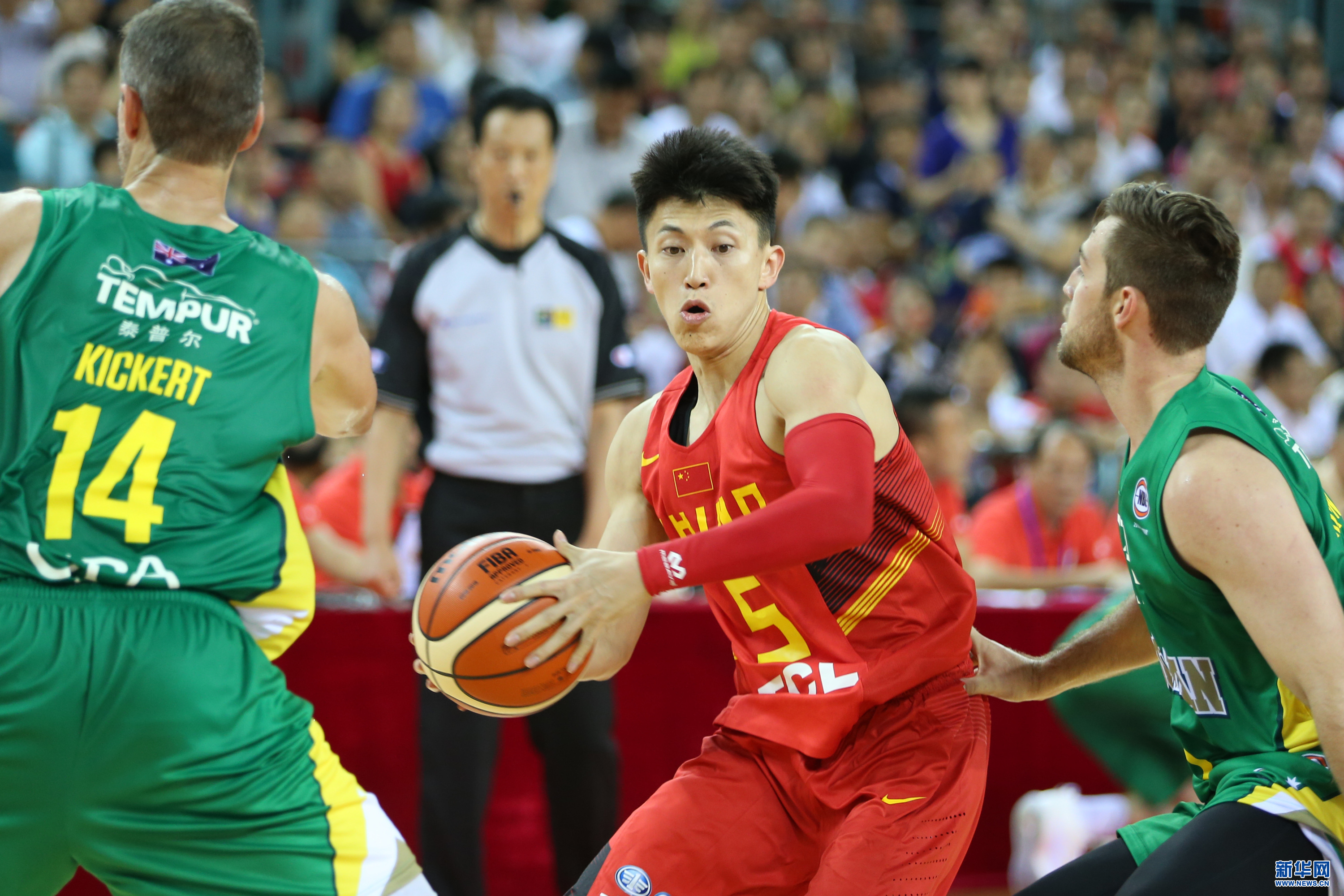 篮球--中澳男篮对抗赛赛况-新华网广西