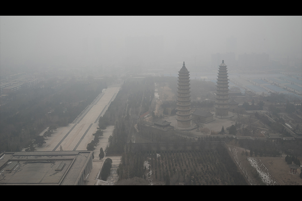 摘要: 2015年12月9日,华北地区遭遇严重雾霾,太原市的空气污染指数