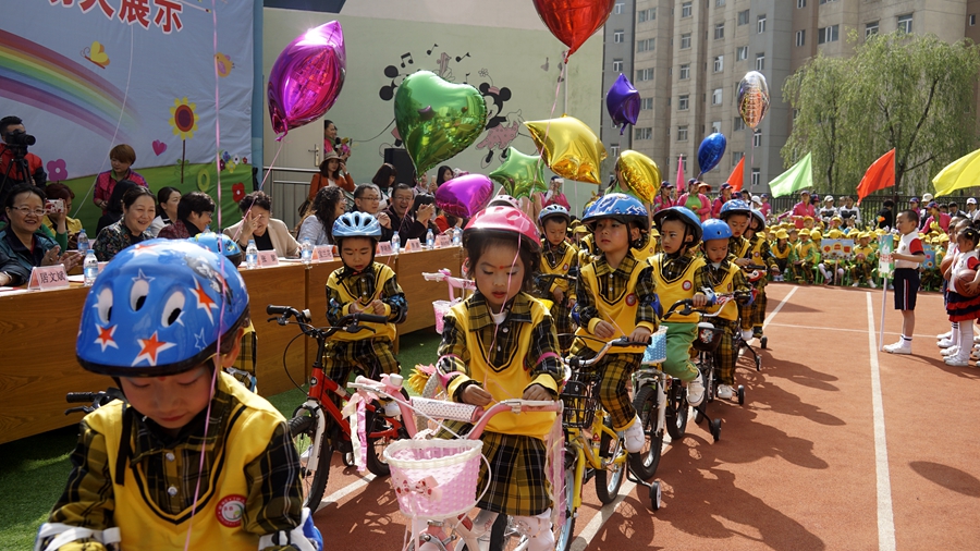 青海西宁:景岳六一幼儿园宝宝迎"六一"