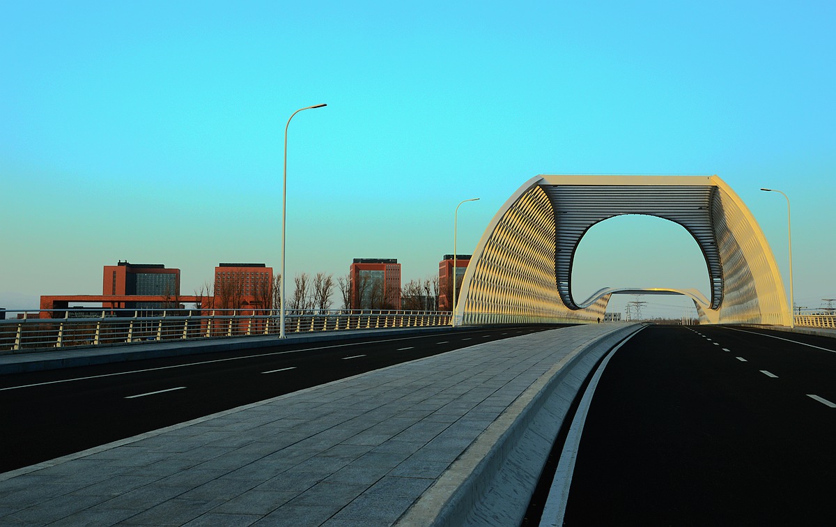【品色投稿】北京未来科技城两这座桥