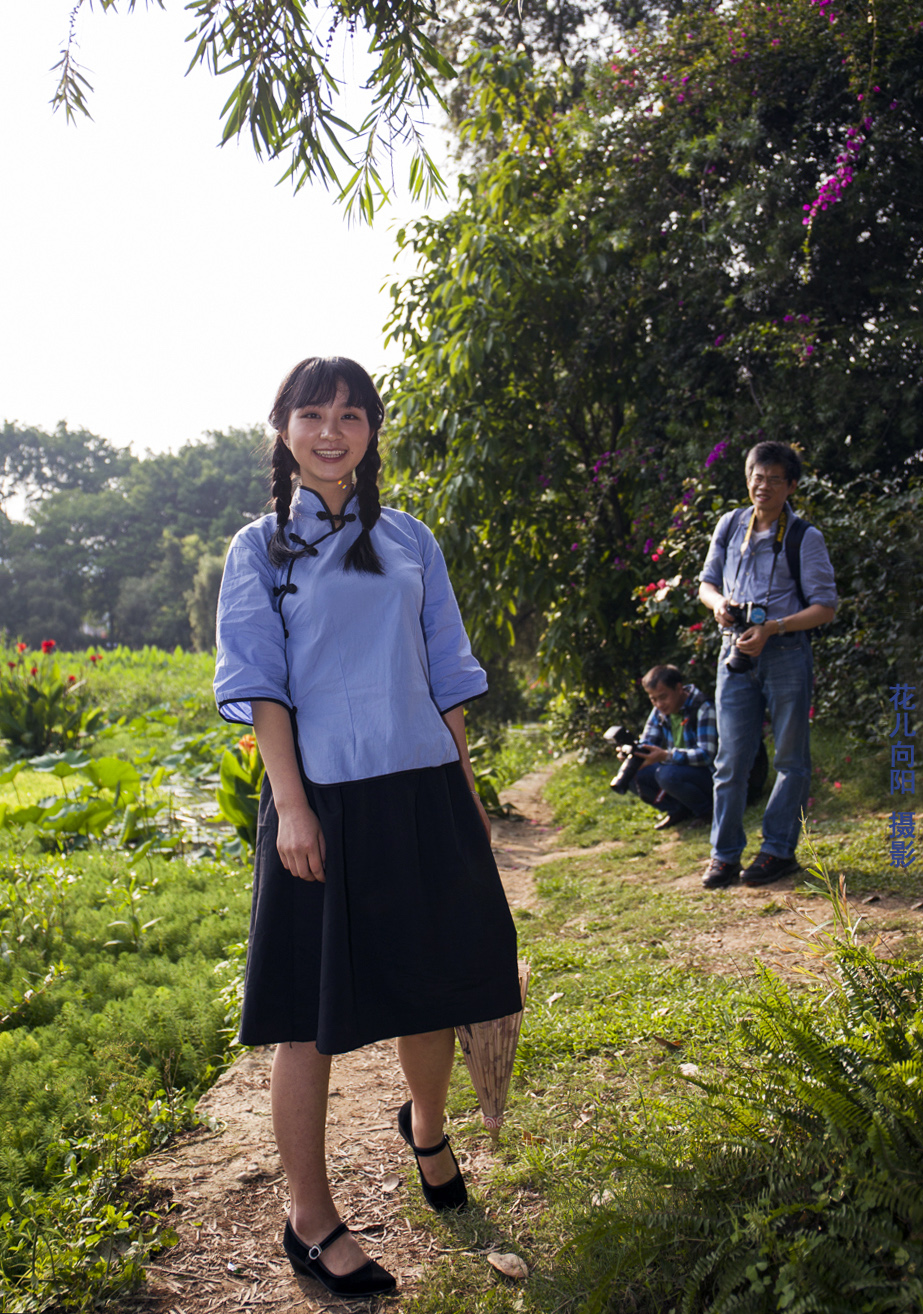 论坛-民国时期女学生校服美